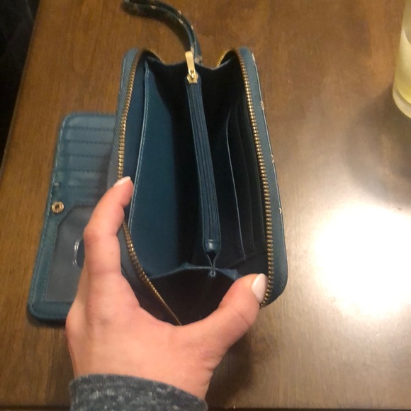Wallet - Picture 3 of 3